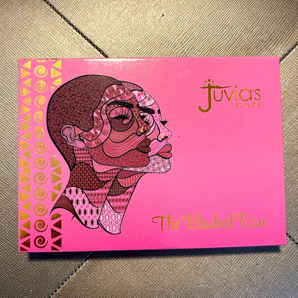 Juvia’s place Blushed Rose palette